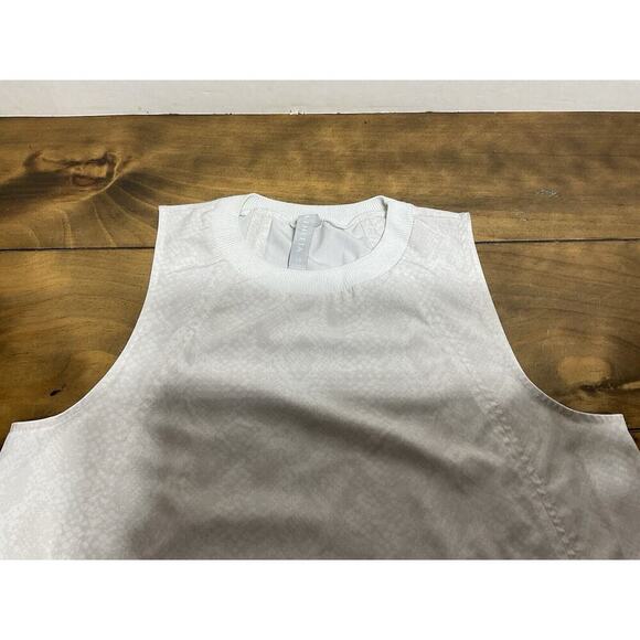 Athleta Womens Zephyr Tank Top Size XS Crew Neck Sleeveless Snake Print Gym - Picture 3 of 9
